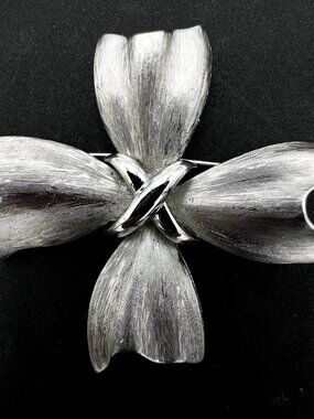 CROWN TRIFARI Maltese cross brooch - vintage silver-tone brushed & glossy finish